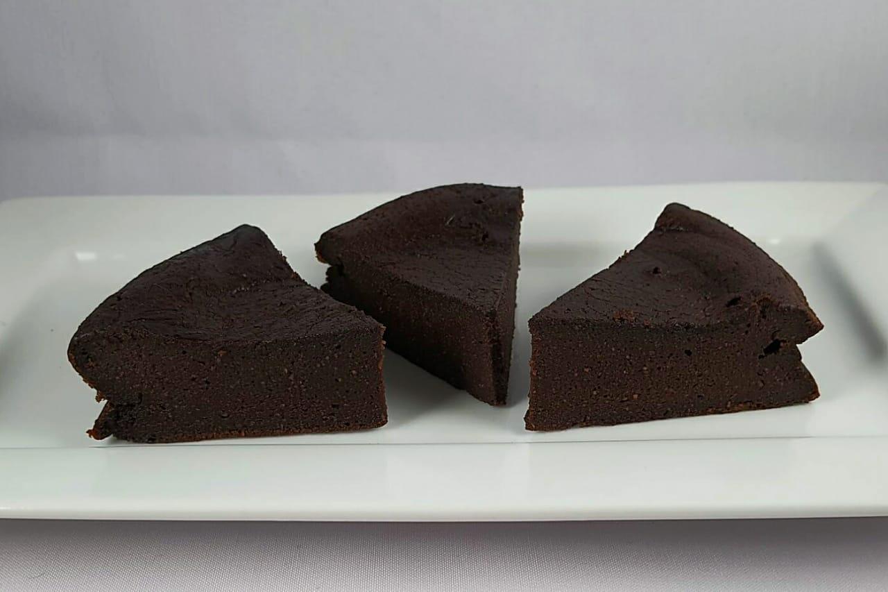 Flourless Chocolate Cake 